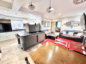 Photo 12- click for photo gallery